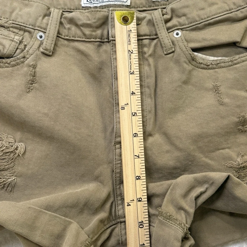Lucky Brand Boyfriend Shorts Distressed Tan‎ Denim Women 8/29